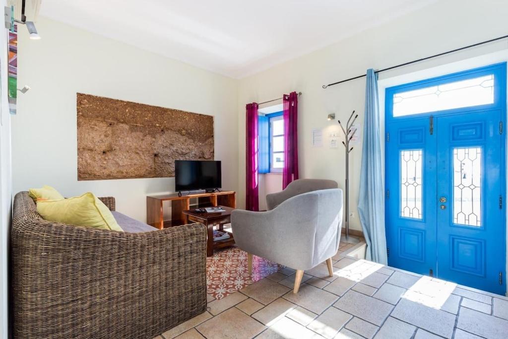 Refurbished Beachfront House, Pool, Ac, Wifi, Albufeira, Sea View ภายนอก รูปภาพ
